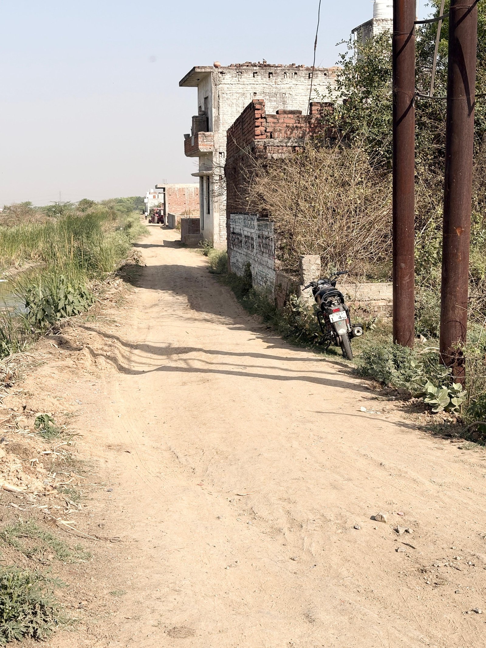 जालौन-कोंच बायपास पर प्लॉट 27*36 फीट का  gallery 5