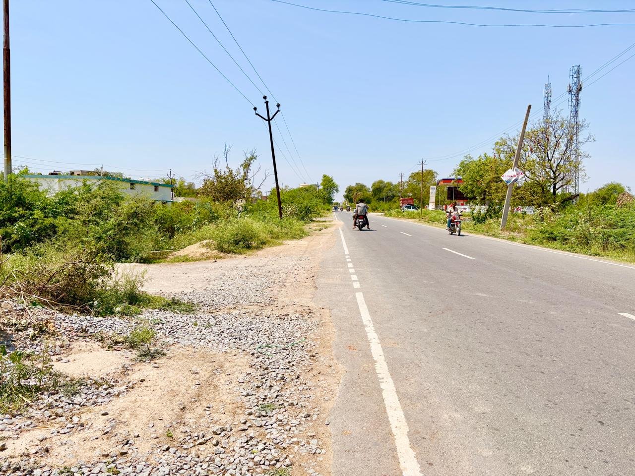 S S कॉलेज के बगल में 15*50 का प्लॉट 