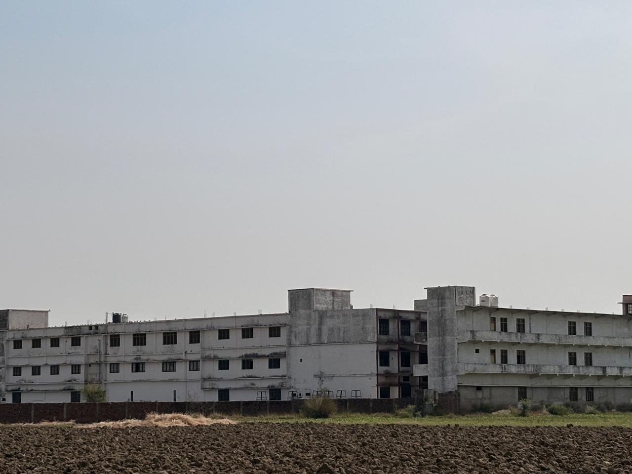 उमरार खेरा में 25*40 sqft का प्लॉट  gallery 5