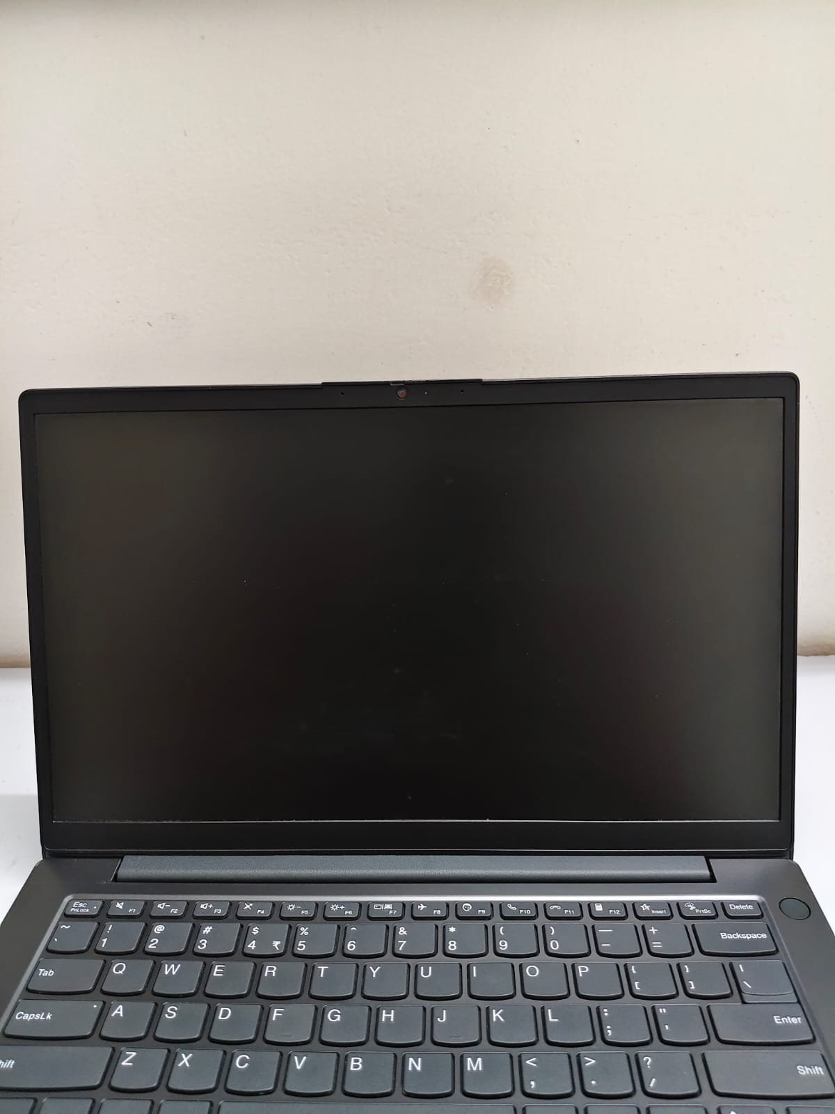 Lenovo V14 G2-ITL i5 11th Gen 8GB RAM 512GB SSD photo 2