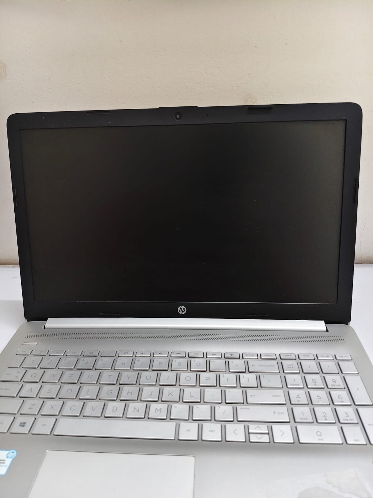 HP 15-da0xxx i3 7th Gen 4GB RAM 256GB SSD photo 2